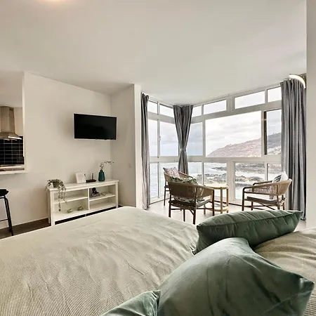 Apartment El Balcon Del Atlantico - Oceanfront Studio *