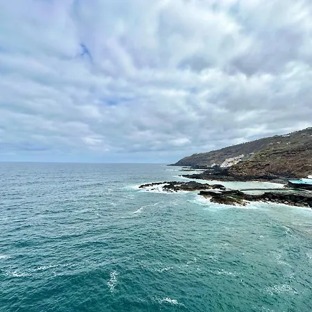 El Balcon Del Atlantico - Oceanfront Studio Apartment