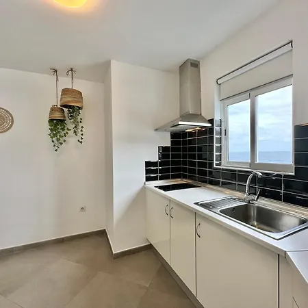 Apartment El Balcon Del Atlantico - Oceanfront Studio